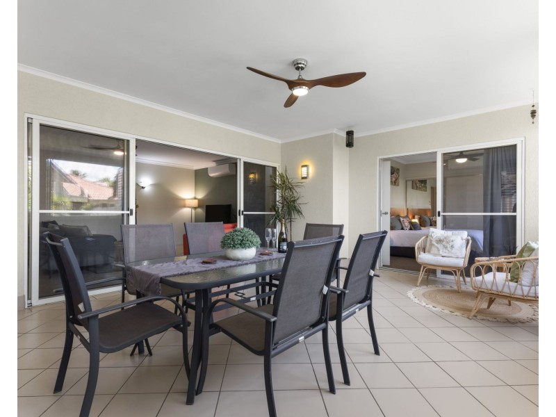 612/2-10 Greenslopes Street, Cairns North QLD 4870