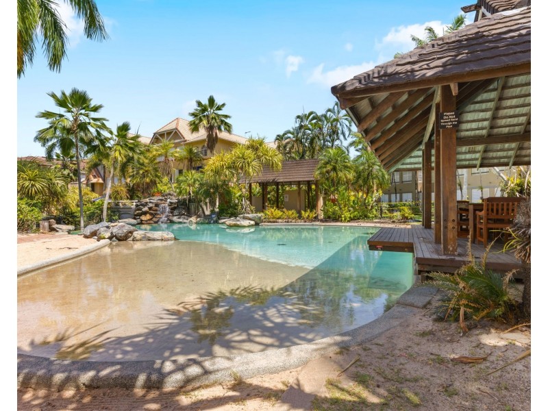 612/2-10 Greenslopes Street, Cairns North QLD 4870