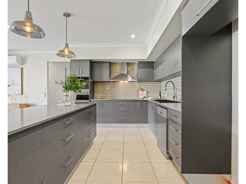 18 Steele Street, Edmonton QLD 4869