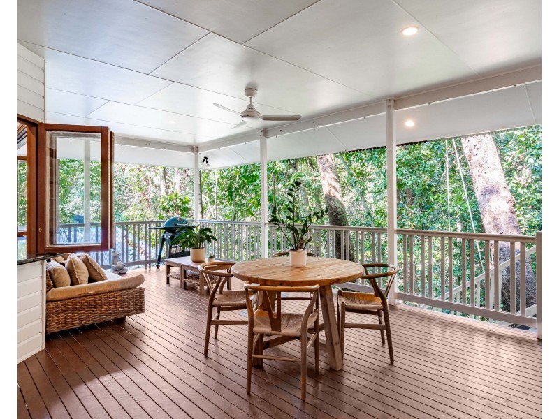 11 Cananga Close, Kamerunga QLD 4870