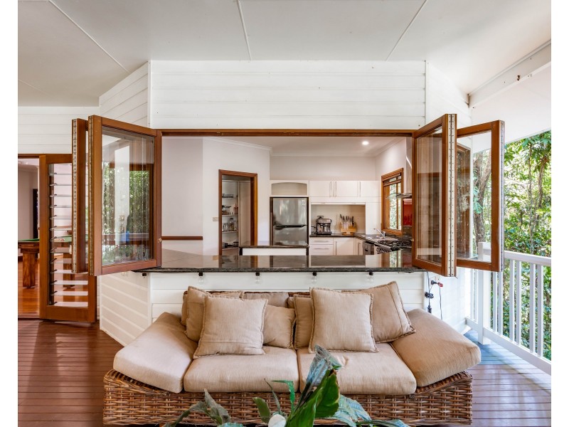 11 Cananga Close, Kamerunga QLD 4870