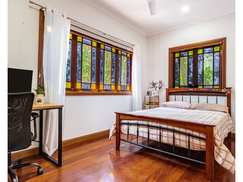 11 Cananga Close, Kamerunga QLD 4870