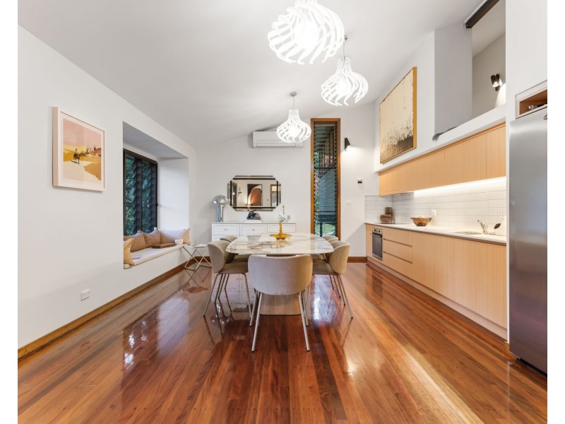 1 Cedrela Close, Kamerunga QLD 4870