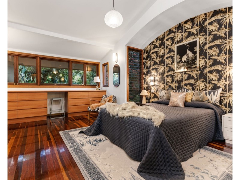 1 Cedrela Close, Kamerunga QLD 4870