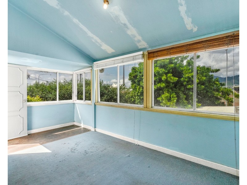 20 Tills Street, Westcourt QLD 4870