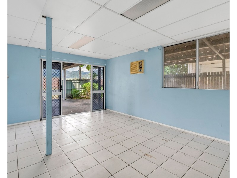 20 Tills Street, Westcourt QLD 4870