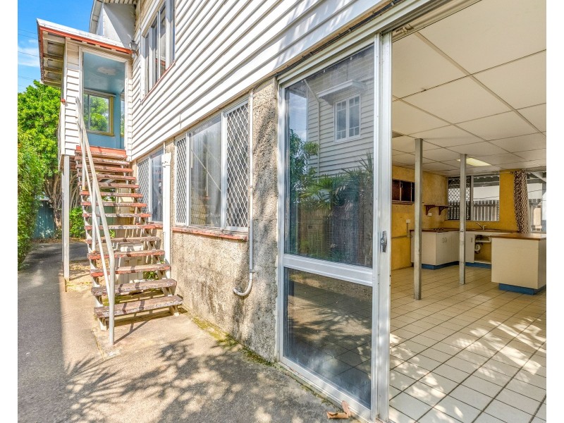 20 Tills Street, Westcourt QLD 4870