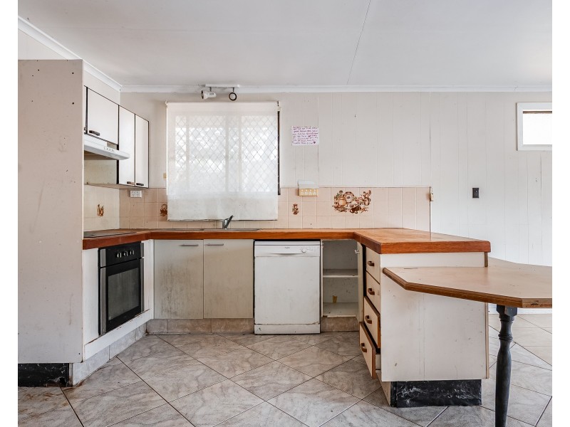 13 Herries Street, Earlville QLD 4870