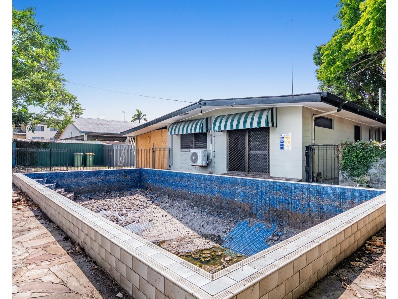 13 Herries Street, Earlville QLD 4870