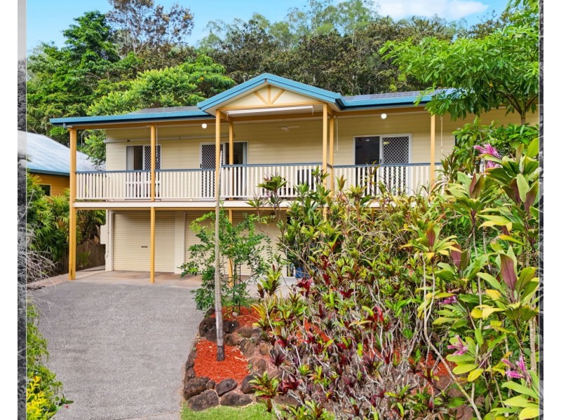 6 Powell Place, Bentley Park QLD 4869