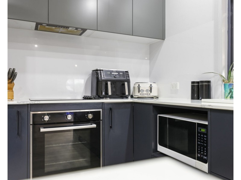 82 Anderson Road, Woree QLD 4868