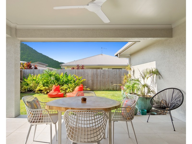 17 Oxbow Loop, Redlynch QLD 4870
