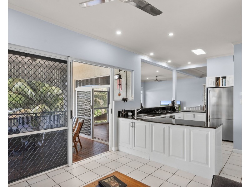 26 Finch Street, Bayview Heights QLD 4868