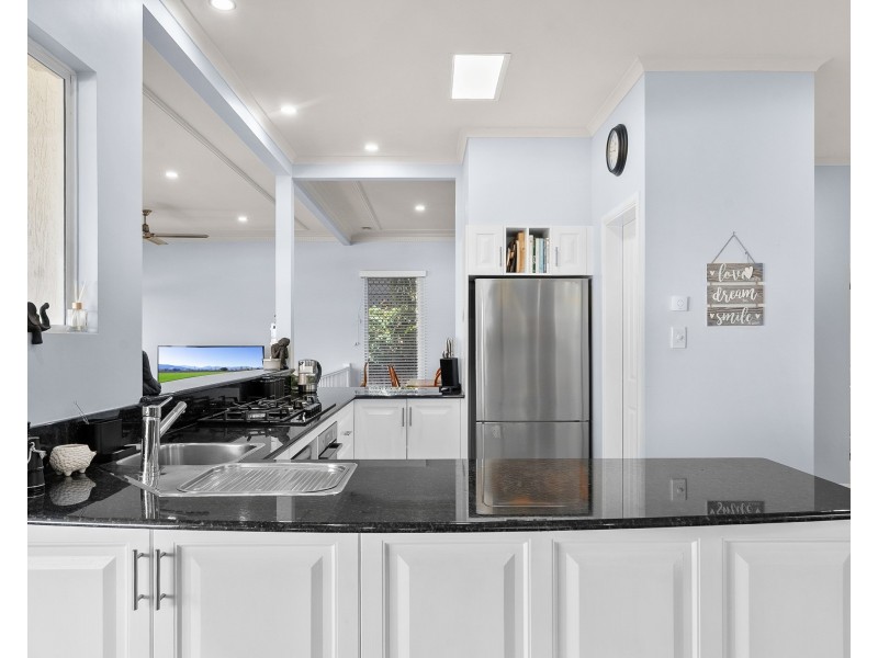 26 Finch Street, Bayview Heights QLD 4868