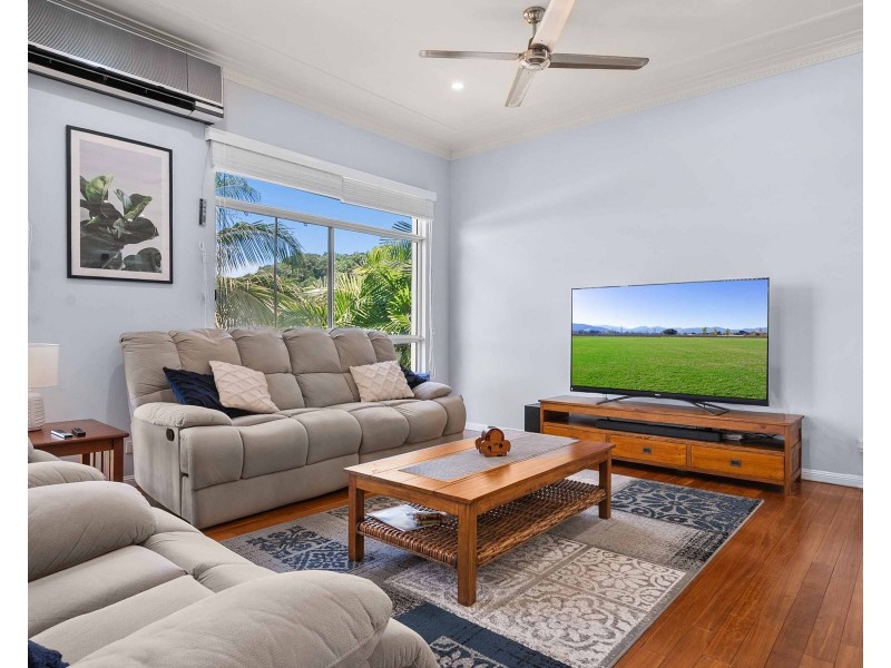 26 Finch Street, Bayview Heights QLD 4868
