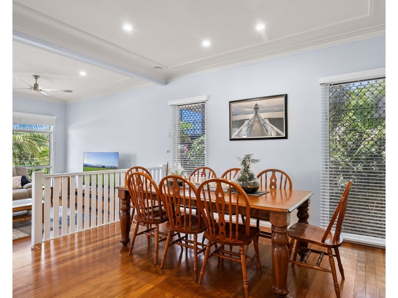 26 Finch Street, Bayview Heights QLD 4868