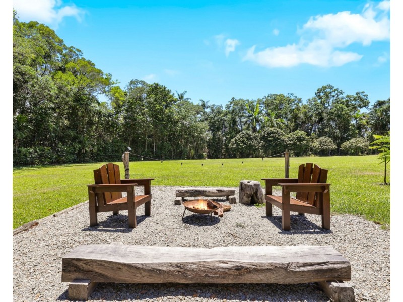 69863 Bruce Highway, Aloomba QLD 4871