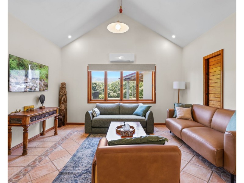 69863 Bruce Highway, Aloomba QLD 4871