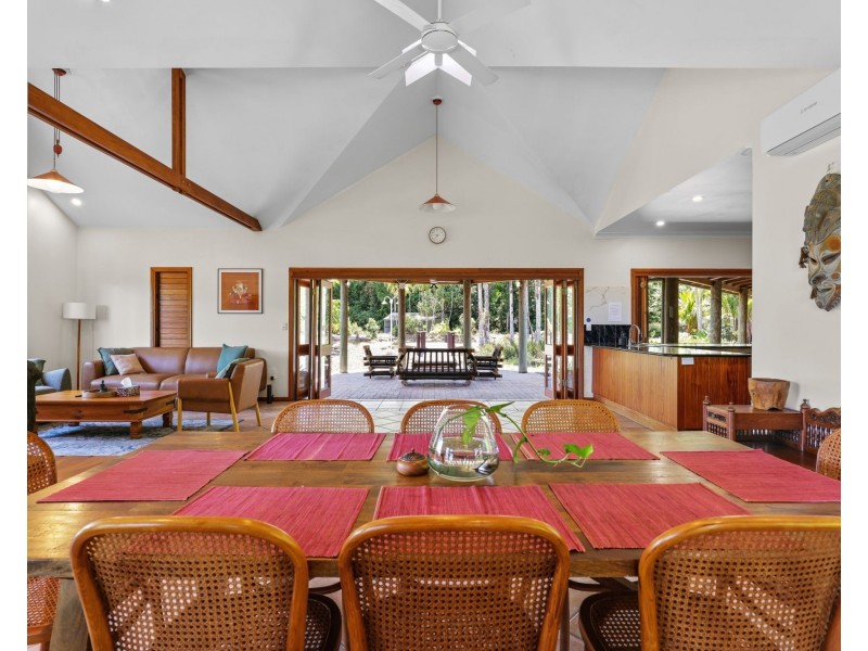 69863 Bruce Highway, Aloomba QLD 4871