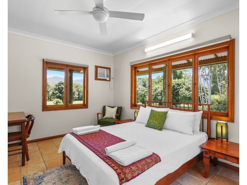 69863 Bruce Highway, Aloomba QLD 4871