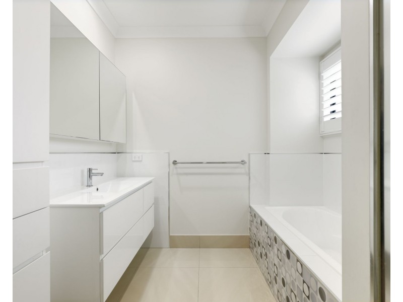 67 Moorinya Circuit, Mount Peter QLD 4869