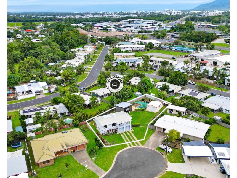 4 Moana Close, Woree QLD 4868