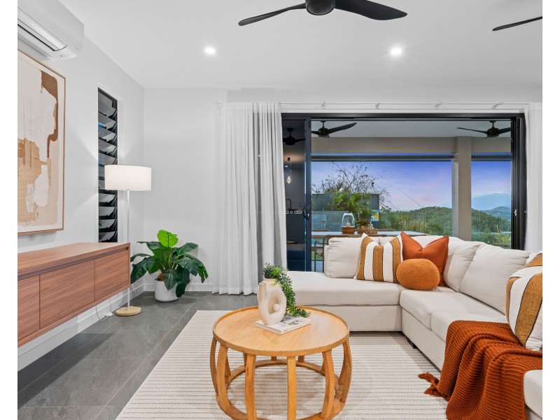50-52 East Parkridge Drive, Brinsmead QLD 4870