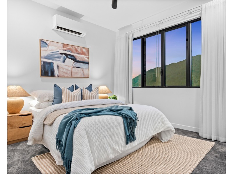 50-52 East Parkridge Drive, Brinsmead QLD 4870