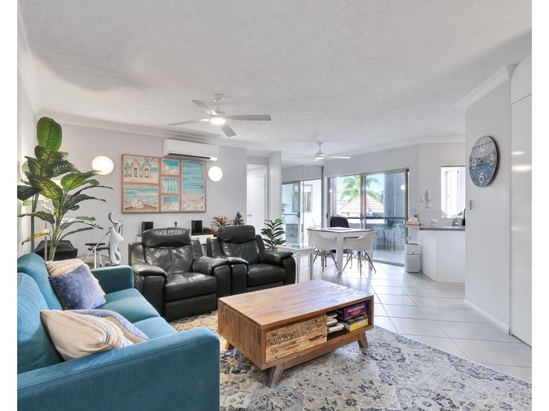 809/2-10 Greenslopes Street, Cairns North QLD 4870