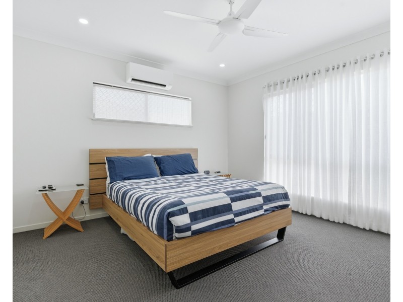 5 Lochern Elbow, Mount Peter QLD 4869