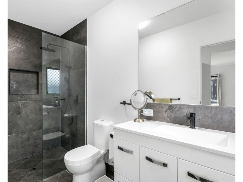 23 Buoy Drive, Trinity Beach QLD 4879