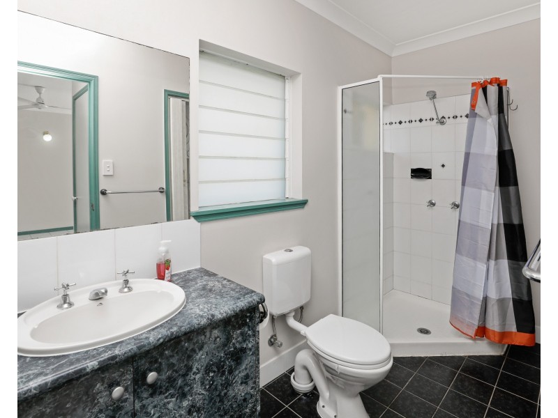 2/63-65 McCormack Street, Manunda QLD 4870