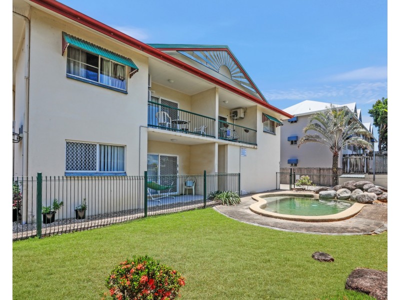 2/63-65 McCormack Street, Manunda QLD 4870