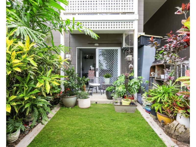 13/86 Jensen Street, Manoora QLD 4870