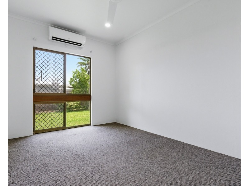 5 Sharon Street, Smithfield QLD 4878