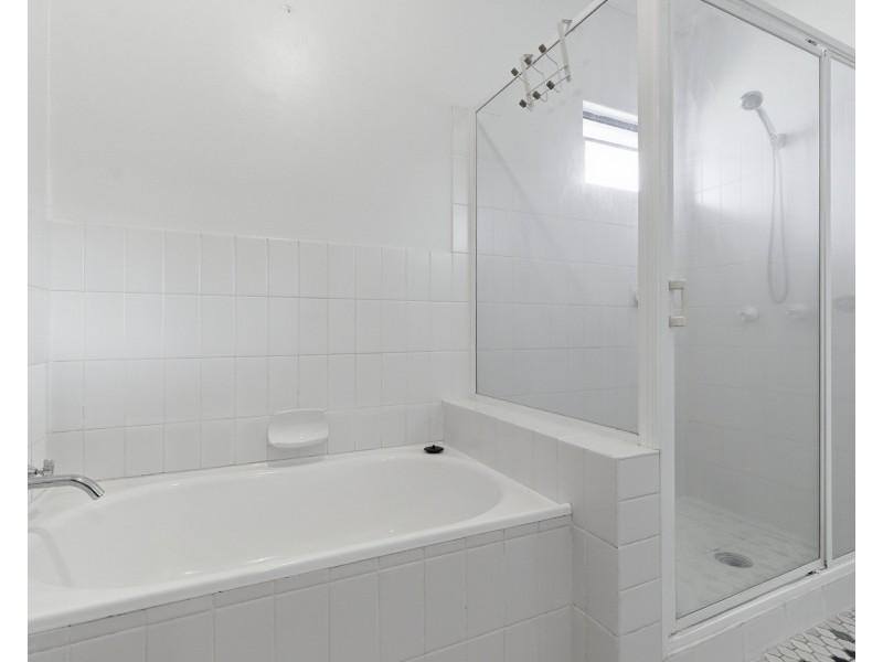 5 Sharon Street, Smithfield QLD 4878