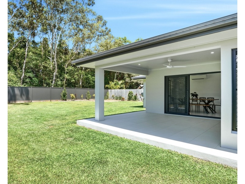 4  Horseshoe Court, Clifton Beach QLD 4879