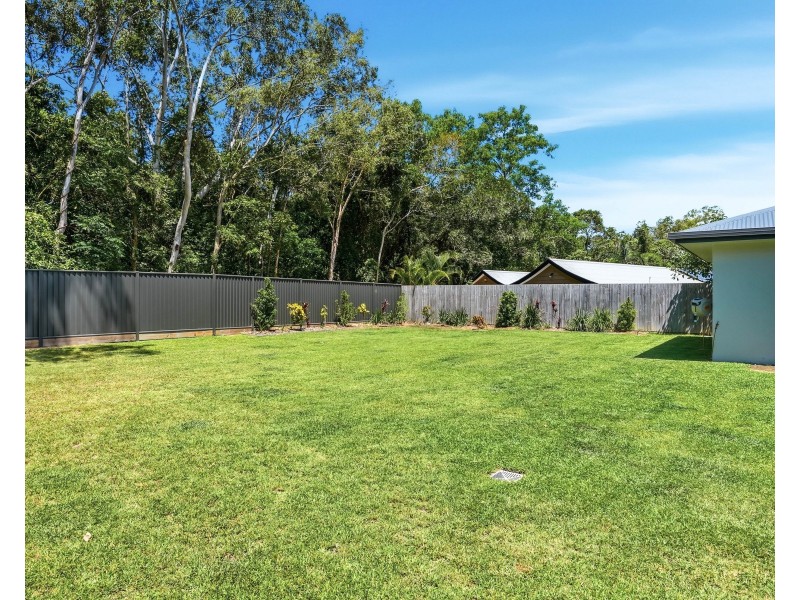 4  Horseshoe Court, Clifton Beach QLD 4879