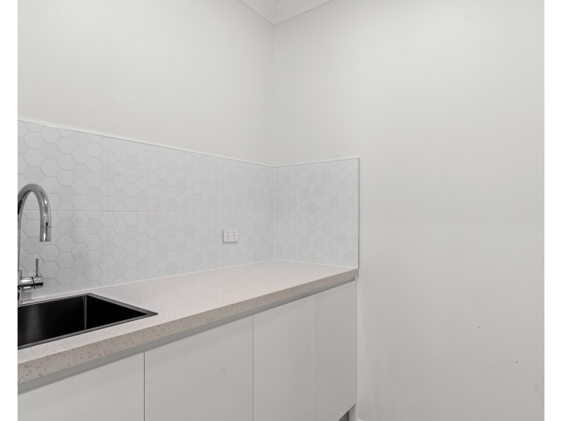 4  Horseshoe Court, Clifton Beach QLD 4879