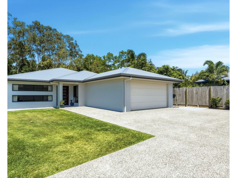 4  Horseshoe Court, Clifton Beach QLD 4879