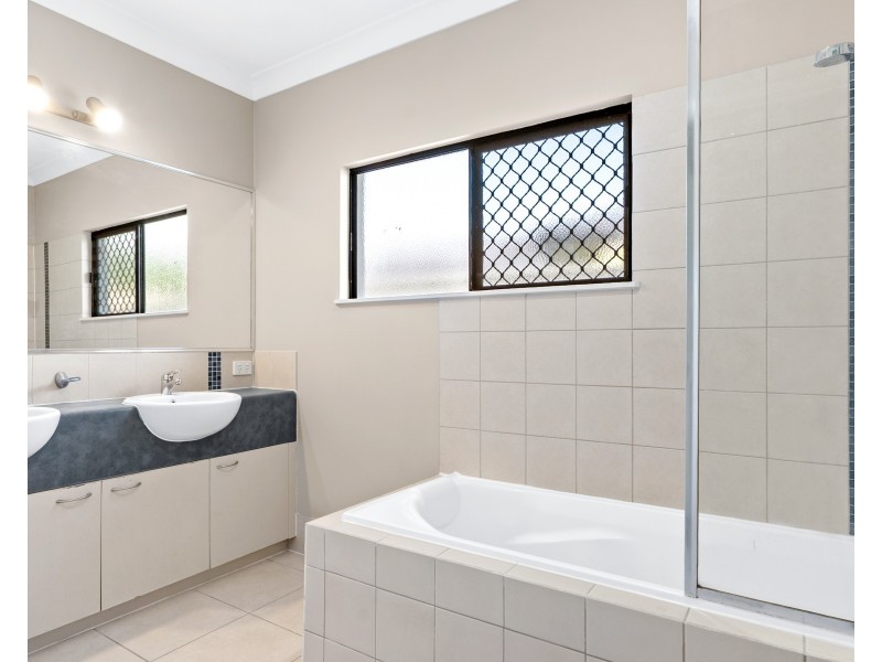 56 Cooktown Road, Edmonton QLD 4869