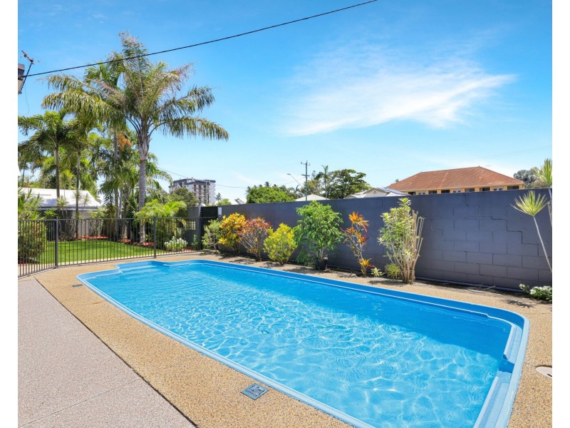 5/281 Lake Street, Cairns North QLD 4870