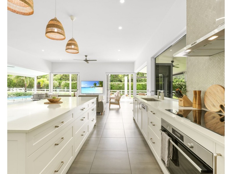 30-32 James Cook Drive, Kewarra Beach QLD 4879