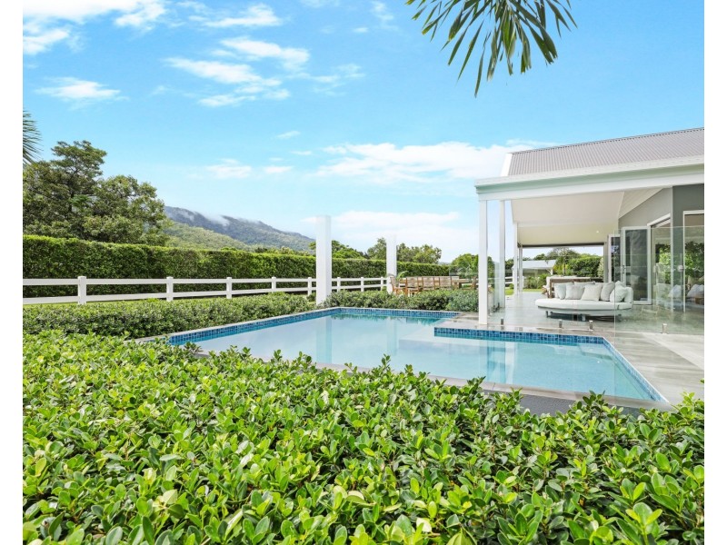 30-32 James Cook Drive, Kewarra Beach QLD 4879