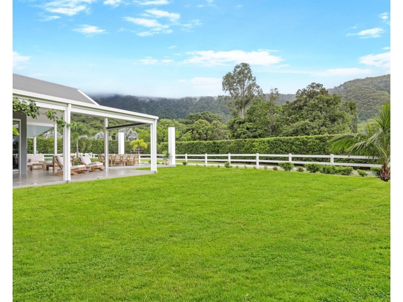 30-32 James Cook Drive, Kewarra Beach QLD 4879