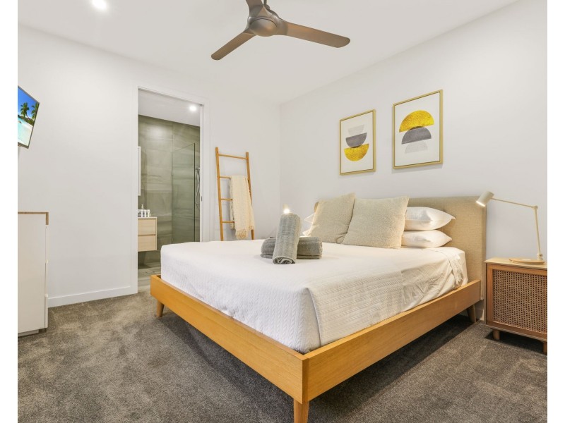 30-32 James Cook Drive, Kewarra Beach QLD 4879
