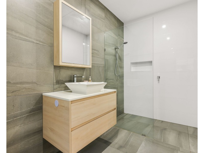 30-32 James Cook Drive, Kewarra Beach QLD 4879