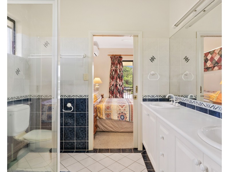 22 Pheasant Street, Bayview Heights QLD 4868