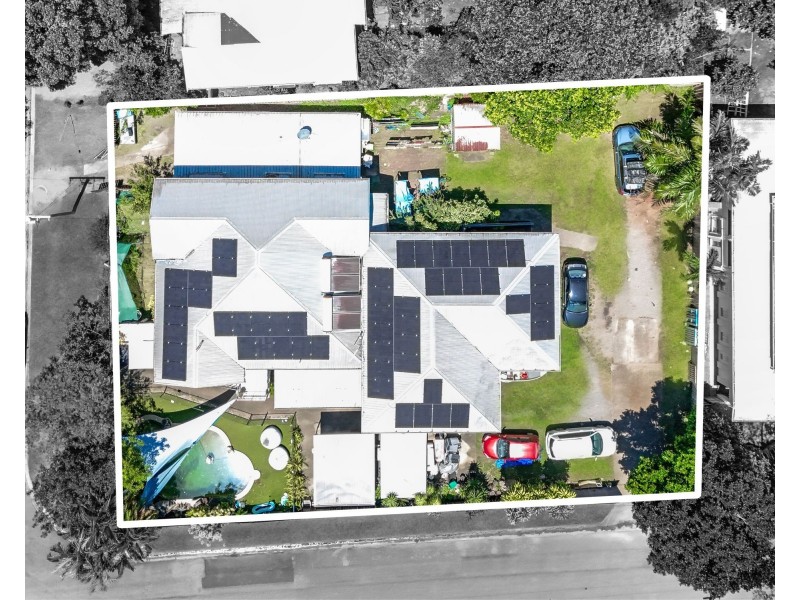 16-18 Edward Street, Cairns North QLD 4870