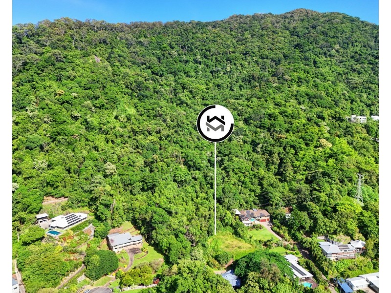 8 Julian Close, Mooroobool QLD 4870